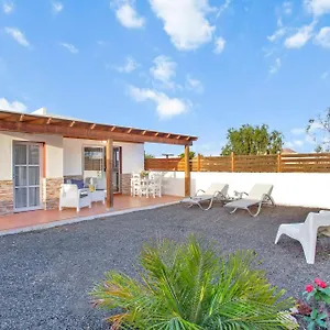 Сasa de vacaciones Casa Daniela 100 X 100 Relax, Lajares